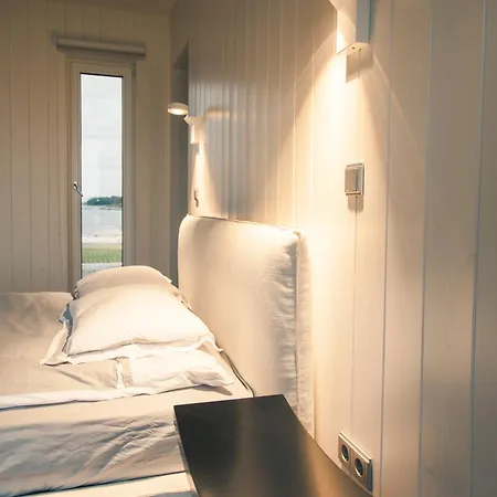 Privaatne Rannamaja Koos Saunakompleksiga Apartman *